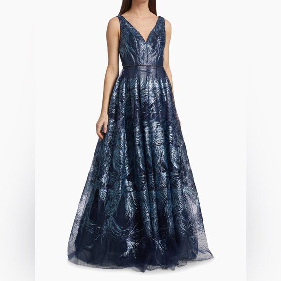 Rene Ruiz Collection  Feather Jacquard Fit-&-Flare Gown size 6 - Picture 1 of 15